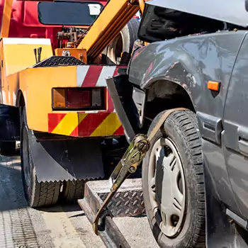Wheel Lift Tow Truck in West End, TX